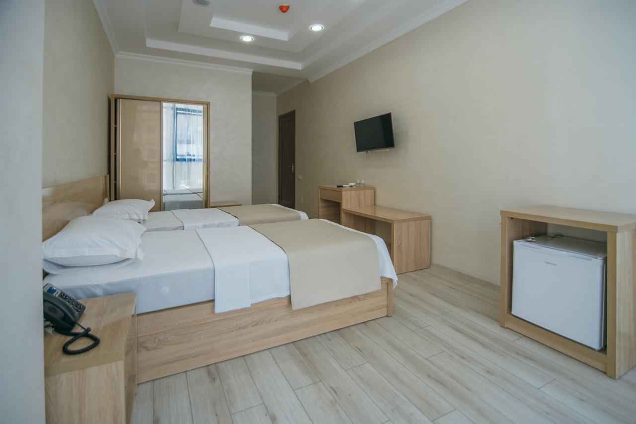 Hotel Batumi Palace Exterior foto